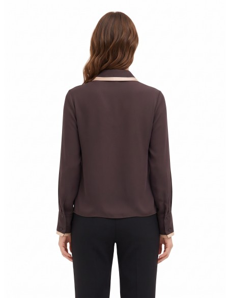 Matte satijnen blouse met contrasterende details Rinascimento