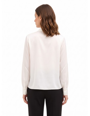 Ruimvallend en soepelvallend satijnen shirt met een inzetstuk van semitransparante georgette van Rinascimento
