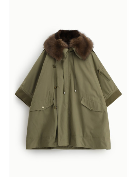 Oversized jas met houtje-touwtjesluiting en bontkraag van Dixie
