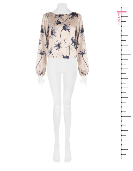 Soepelvallende satijnen blouse met grote bloemen van Rinascimento