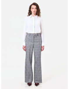 Soepelvallende cropblouse van mat satijn met verborgen knopen Rinascimento 2