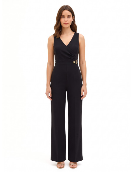 Jumpsuit met wijde pijpen van scuba-crêpe, met V-hals en decoratieve gesp Rinascimento