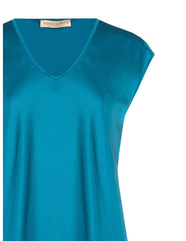 Vloeiende satijnen blouse met V-hals Rinascimento