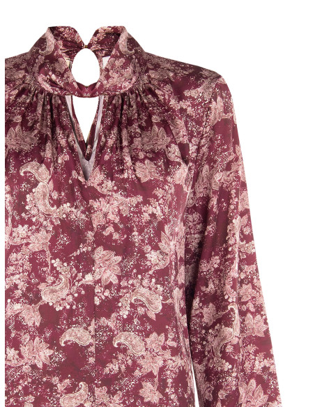 Vloeiende satijnen blouse met paisleyprint en opgerolde kraag Rinascimento