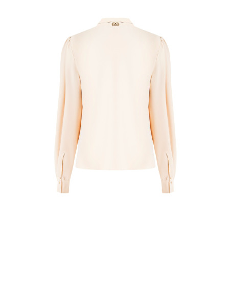 Blouse van mat satijn met V-hals en verborgen knopen Rinascimento