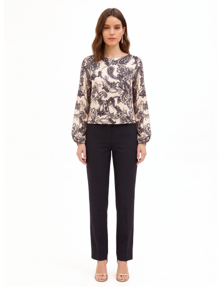 Wijde satijnen blouse met barokmotief Rinascimento
