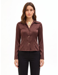 Getailleerd en kort satijnen shirt met bijpassende halsketting Rinascimento