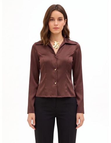 Getailleerd en kort satijnen shirt met bijpassende halsketting Rinascimento