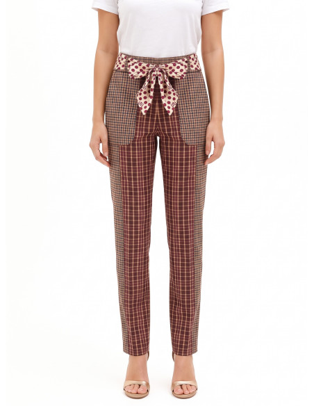 Rechte broek in patchworkstijl van een viscosemix met een sjaaltje met logo in de taille Rinascimento