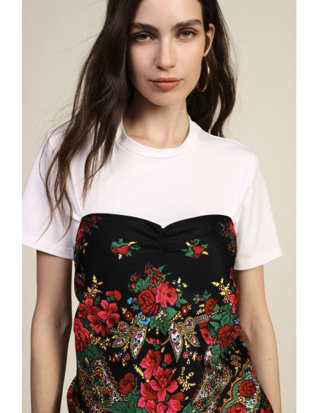 T-shirt met bloemenprint, franjes en hartvormige halslijn Dixie