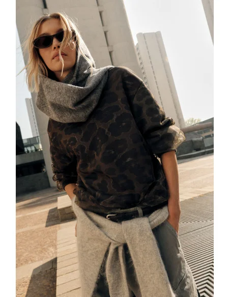 Sweater met dierenprint, ronde hals en lange mouwen Please