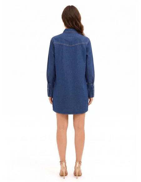 Korte oversized denimblousejurk met zakjes en drukknopen Rinascimento