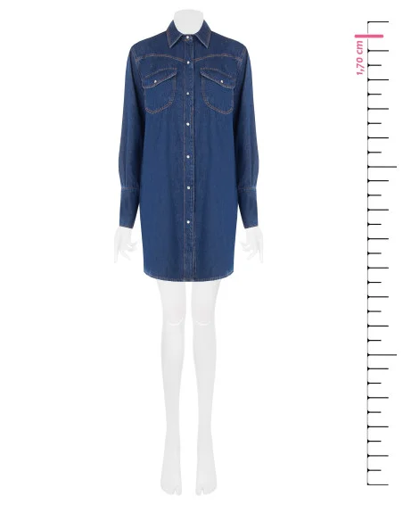 Korte oversized denimblousejurk met zakjes en drukknopen Rinascimento