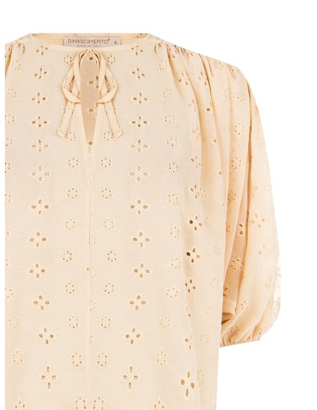 Korte en wijde blouse van geborduurde georgette met bloemenmotief Rinascimento