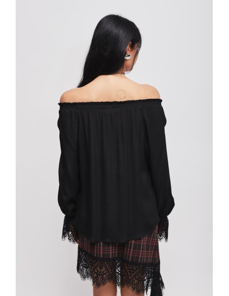Maryley-blouse met boothals en kanten manchetten