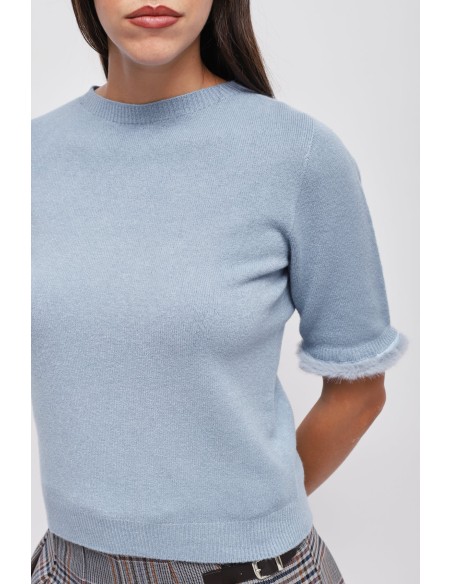Top met korte mouwen en imitatiebontdetail van Maryley
