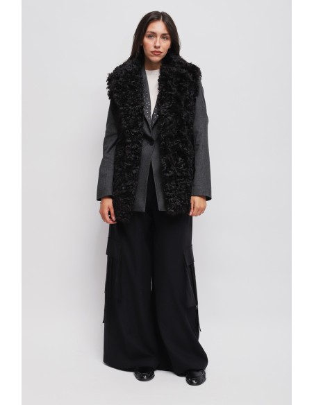 Maryley gilet van imitatiebont met riem
