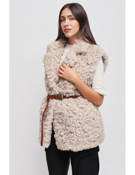 Maryley gilet van imitatiebont met riem
