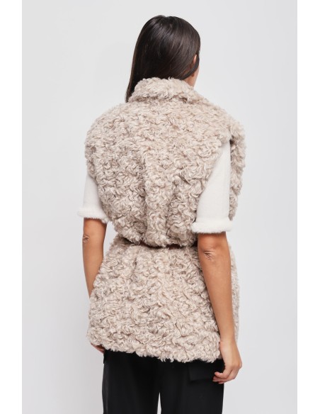 Maryley gilet van imitatiebont met riem