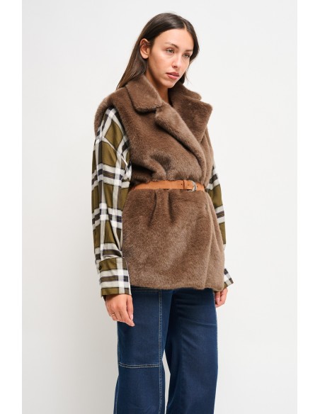 Maryley gilet van imitatiebont met riem