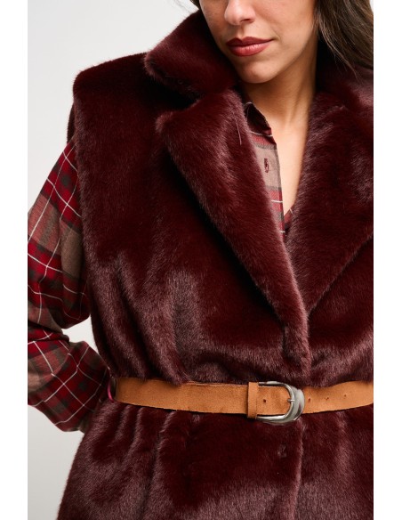 Maryley gilet van imitatiebont met riem