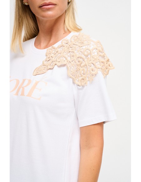 Maryley T-shirt met print en kanten inzetstukken