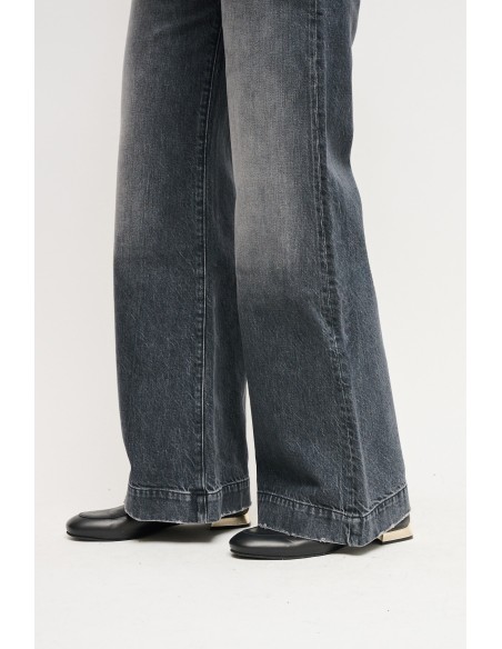 Jeans Atlanta met wijde pijpen, model Maryley