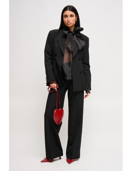 Dubbelrijige blazer met satijnen details van Maryley