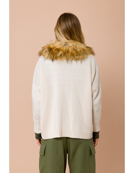 Maryley vest met V-hals en afneembare kraag van imitatiebont
