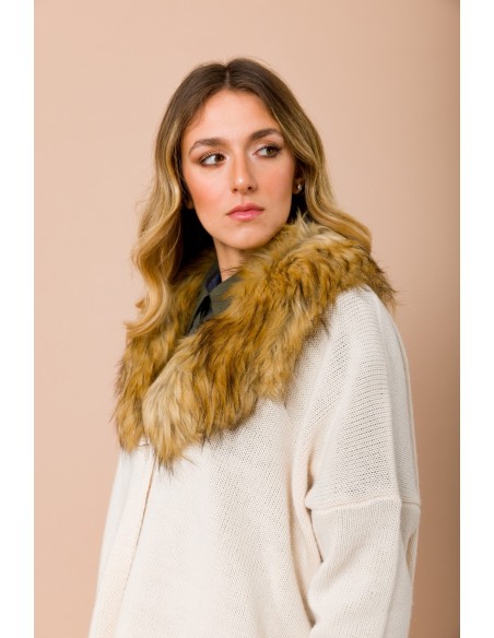 Maryley vest met V-hals en afneembare kraag van imitatiebont