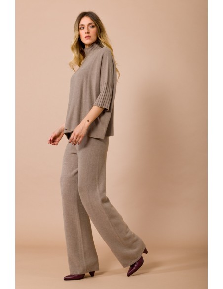 Oversized trui met hoge kraag en 3/4-mouwen van Maryley