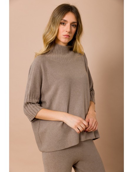 Oversized trui met hoge kraag en 3/4-mouwen van Maryley