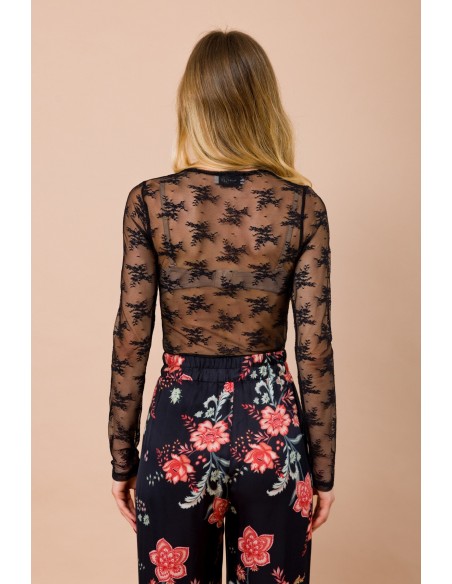Kanten body met ronde hals, slim fit, lange mouwen Maryley