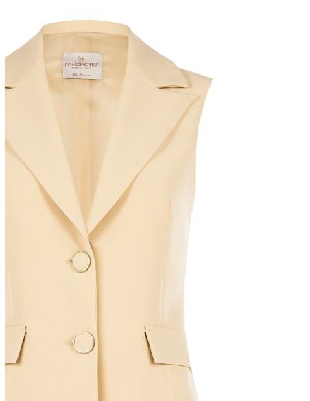 Getailleerd lang model gilet van technische stof van Rinascimento