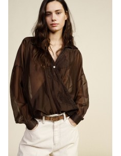 Semitransparante blouse met kant en klassieke kraag van Dixie