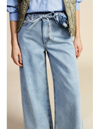 Wijde pijp-jeans met bijpassende riem Dixie