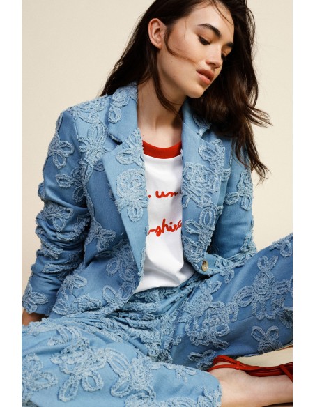 Denimjack met bloemenborduursels en zakken aan de voorkant Dixie
