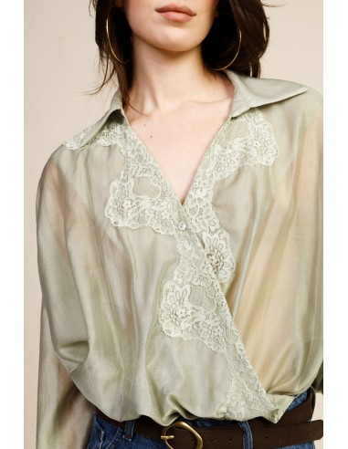 Semitransparante blouse met kant en klassieke kraag van Dixie
