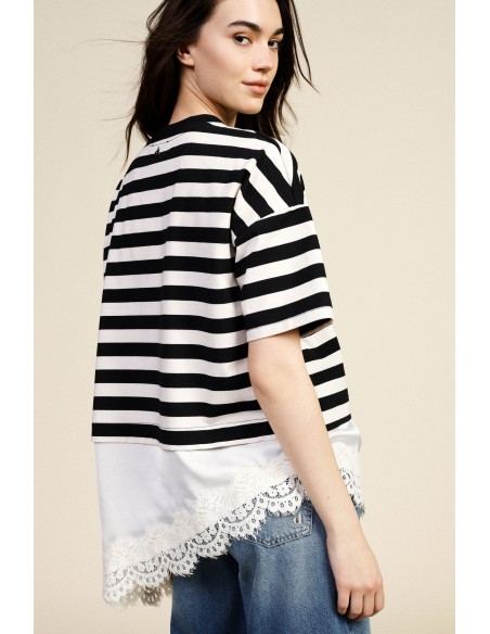 Gestreept T-shirt met opschrift en asymmetrische zoom Dixie