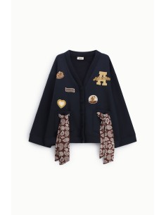 Sweatshirt zonder capuchon met knopen en patchdetails van Dixie 2