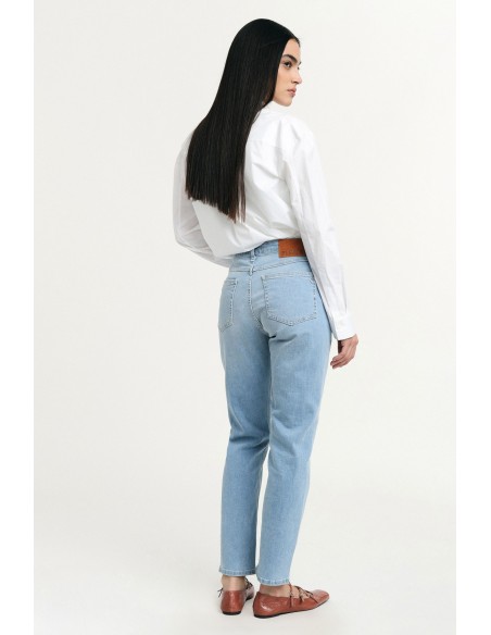 Jeans met rechte pijpen, middelhoge taille, klassiek detail Please