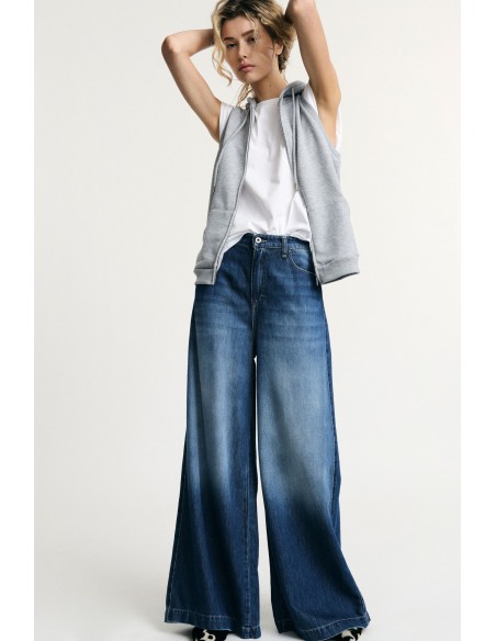 Jeans met wijde pijpen en hoge taille met vervaagd effect alstublieft