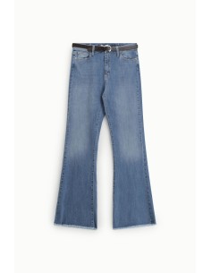 Flarejeans met gerafelde zoom en riem Please 2