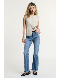 Flarejeans met gerafelde zoom en riem Please