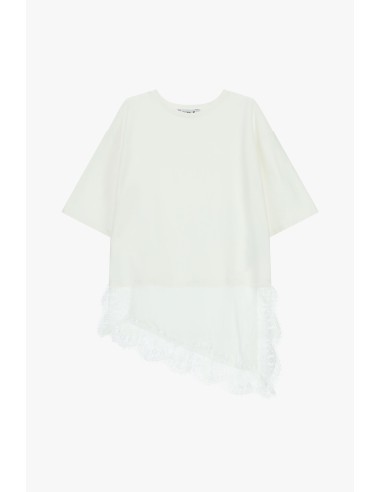 Asymmetrische top met contrasterende kanten boord alstublieft