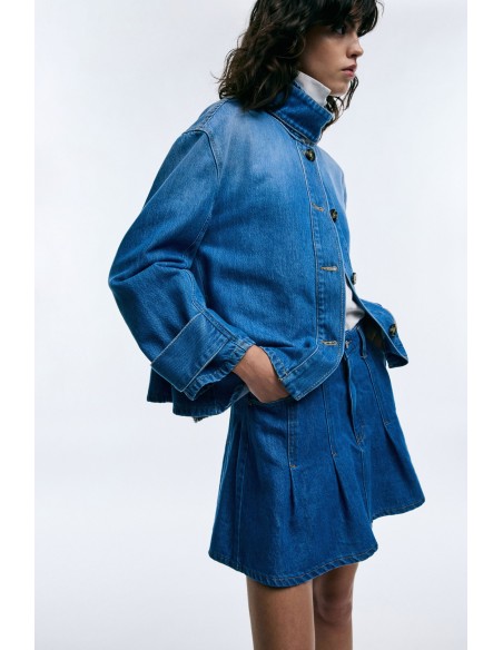 Denimjack met knopen en een ruime pasvorm, alstublieft