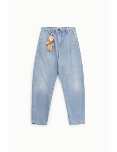 Balloon-fitjeans met sleutelhanger in de vorm van een beertje, alstublieft