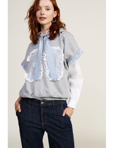 Mouwloze hoodie met volantdetails Dixie