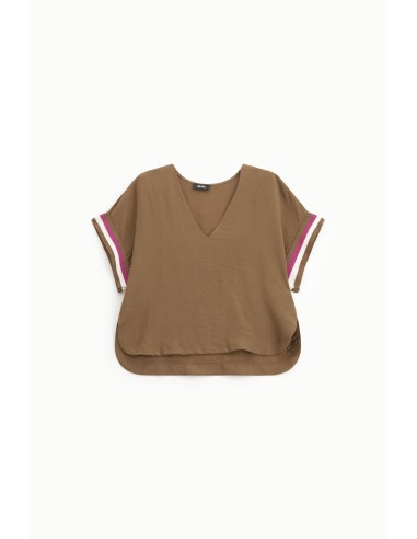 Dixie T-shirt met V-hals en korte mouwen met strepen